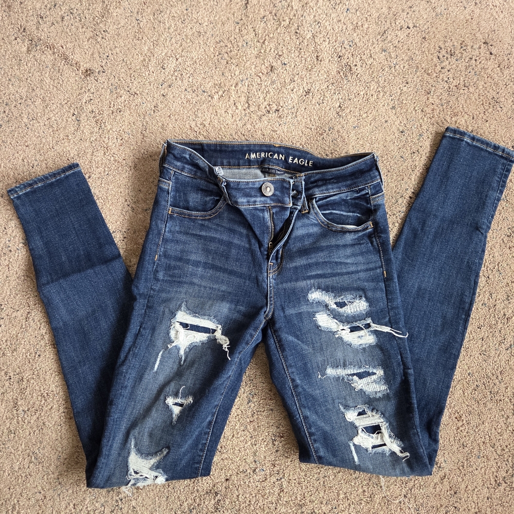 American Eagle Outfitters Women's Ripped Blue Skinny Jeans